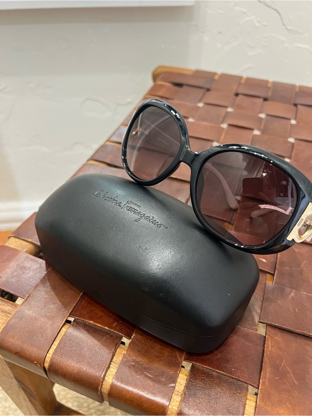 Salvatore Ferragamo SF668S - Picture 2 of 7